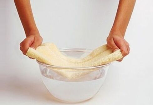 Compress with soda water to enlarge penis